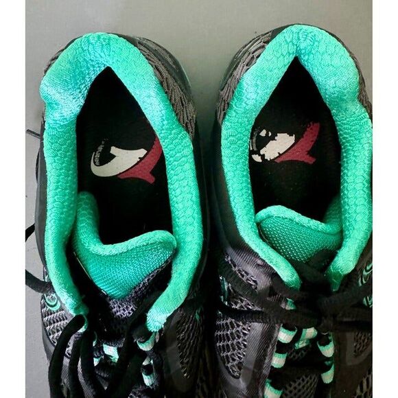 Pearl Izumi Streak II running shoes - womens 9.5 - grey black with green - Picture 5 of 7